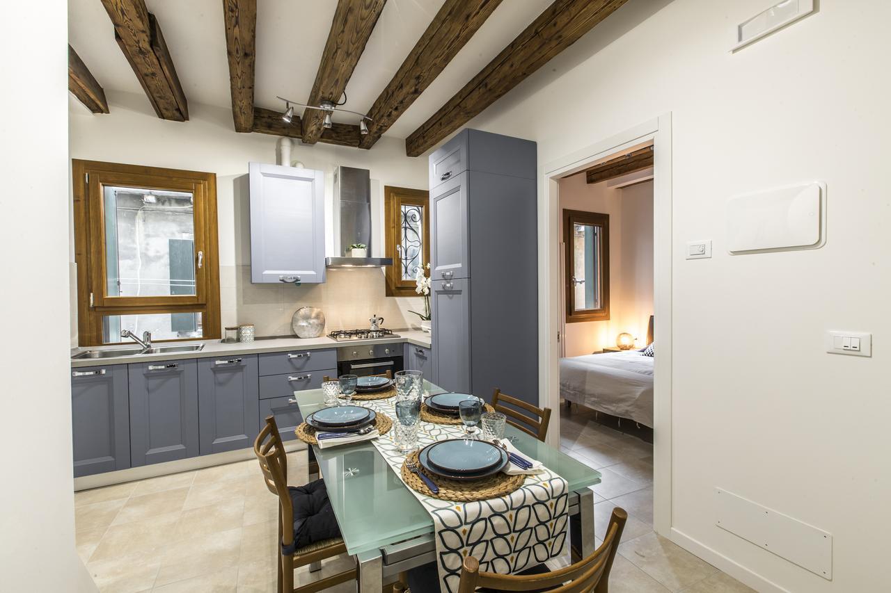 Ca Rezzonico Apartment R&R Venice Exterior photo