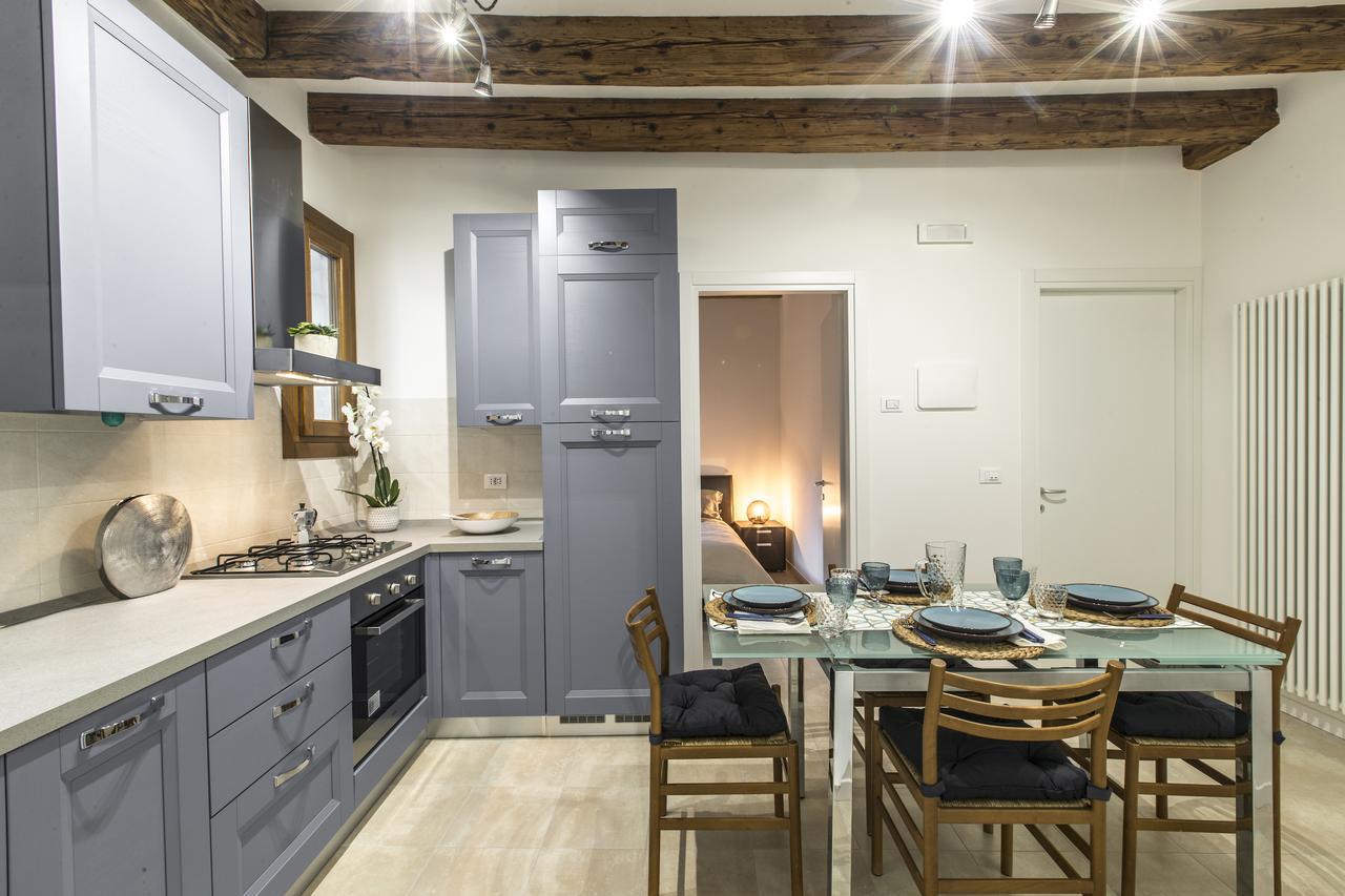 Ca Rezzonico Apartment R&R Venice Exterior photo